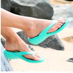 OKABASHI Flip Flops Wedge Aqua Blue Teal Women 9.5 10.5 Large Splash Sea Glass